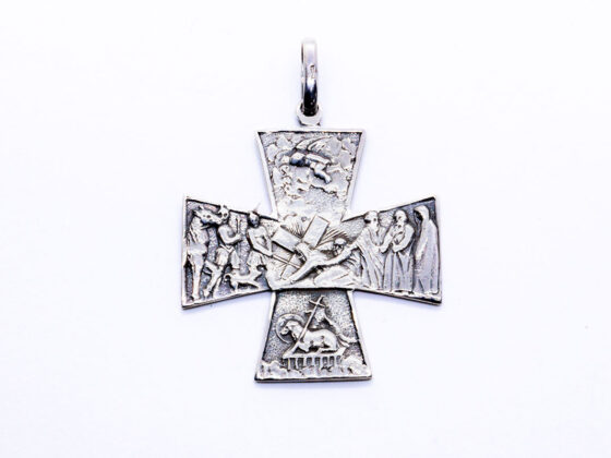 Cruz de plata de la Pasión